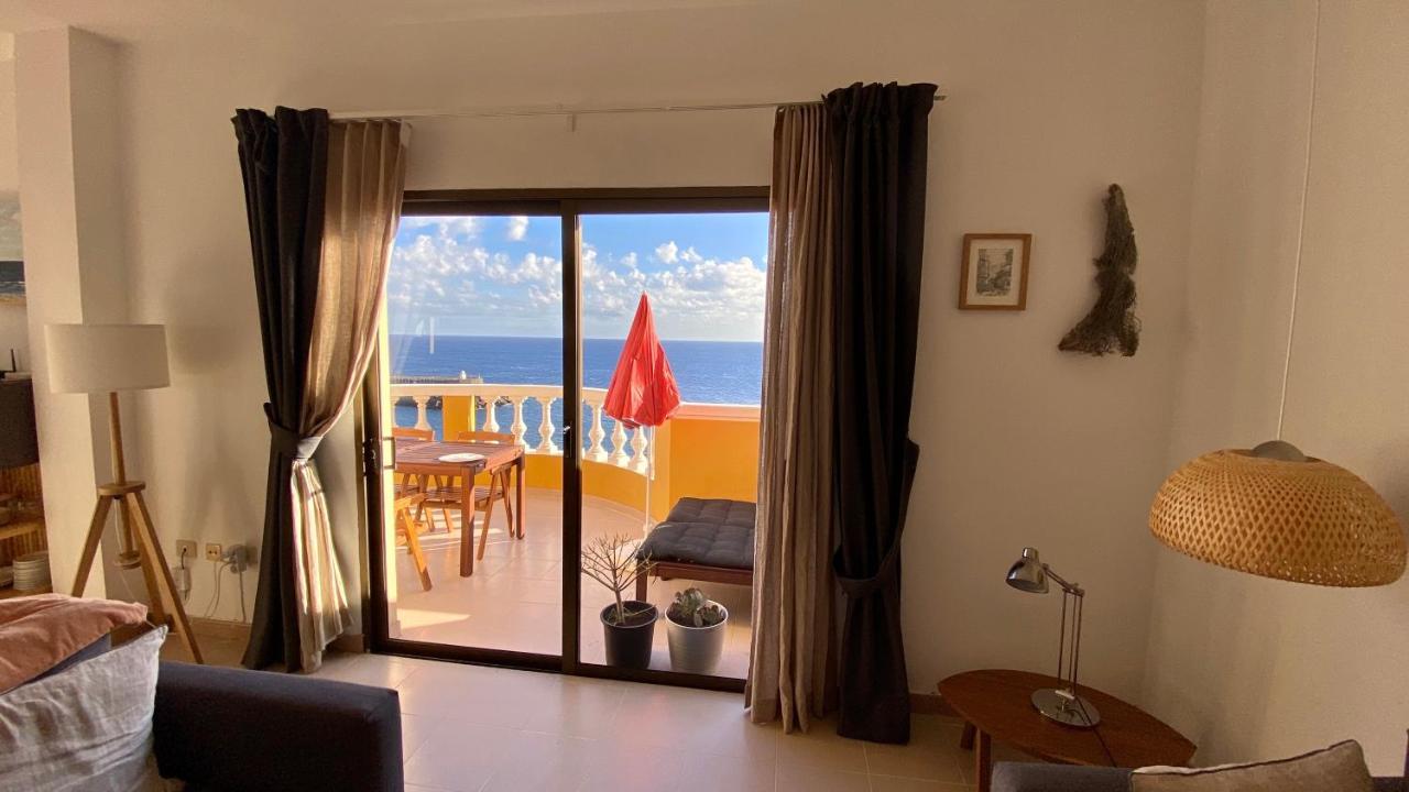 Apt Con Piscina Playa Roja, Ла-Рестінґа Екстер'єр фото